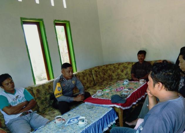 Bhabinkamtibmas Polsek Landono , mediasi masalah warga