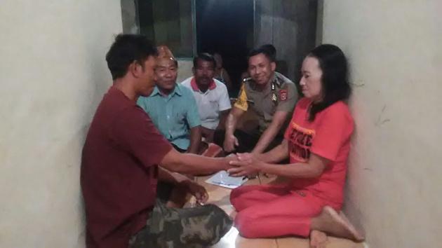 Bhabinkamtibmas Polsek Moramo, Mediasi Perkara Dalam Rumah Tangga